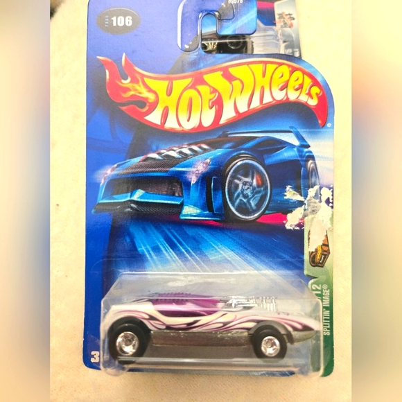 Hot Wheels treasure hunt. Splittin image Purple  Silver  Car